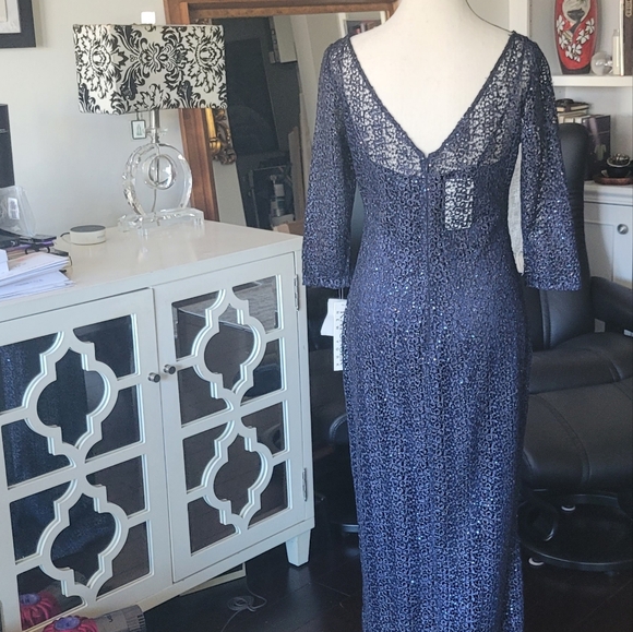 KAY UNGER Navy Evening Gown - Picture 8 of 12